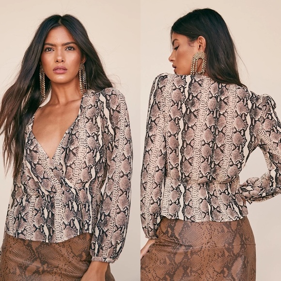 Revolve LPA Pinched Shoulder Snake print long sleeve wrap style blouse M - Picture 1 of 10